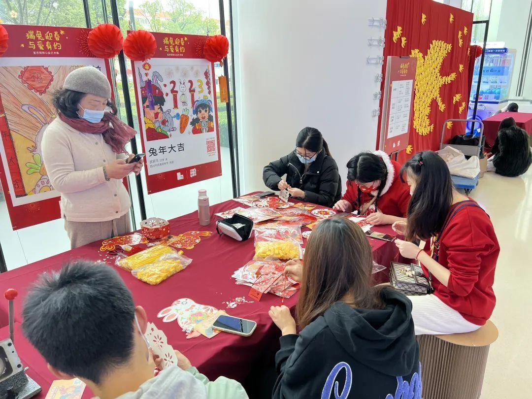 行不逾方，生肖之舞—解释与落实的和谐共融