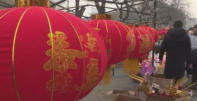 谜语解析，外甥打灯笼—照舅（鼠）